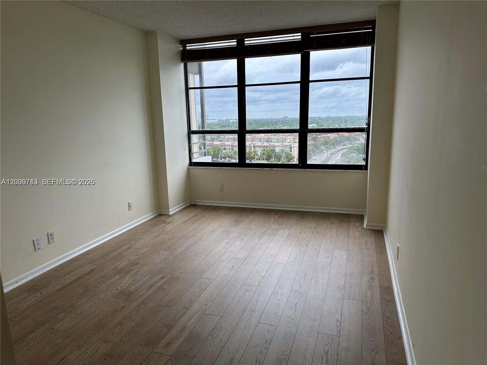 600 Three Islands Boulevard 1402, Hallandale Beach, FL 33009 photo 14