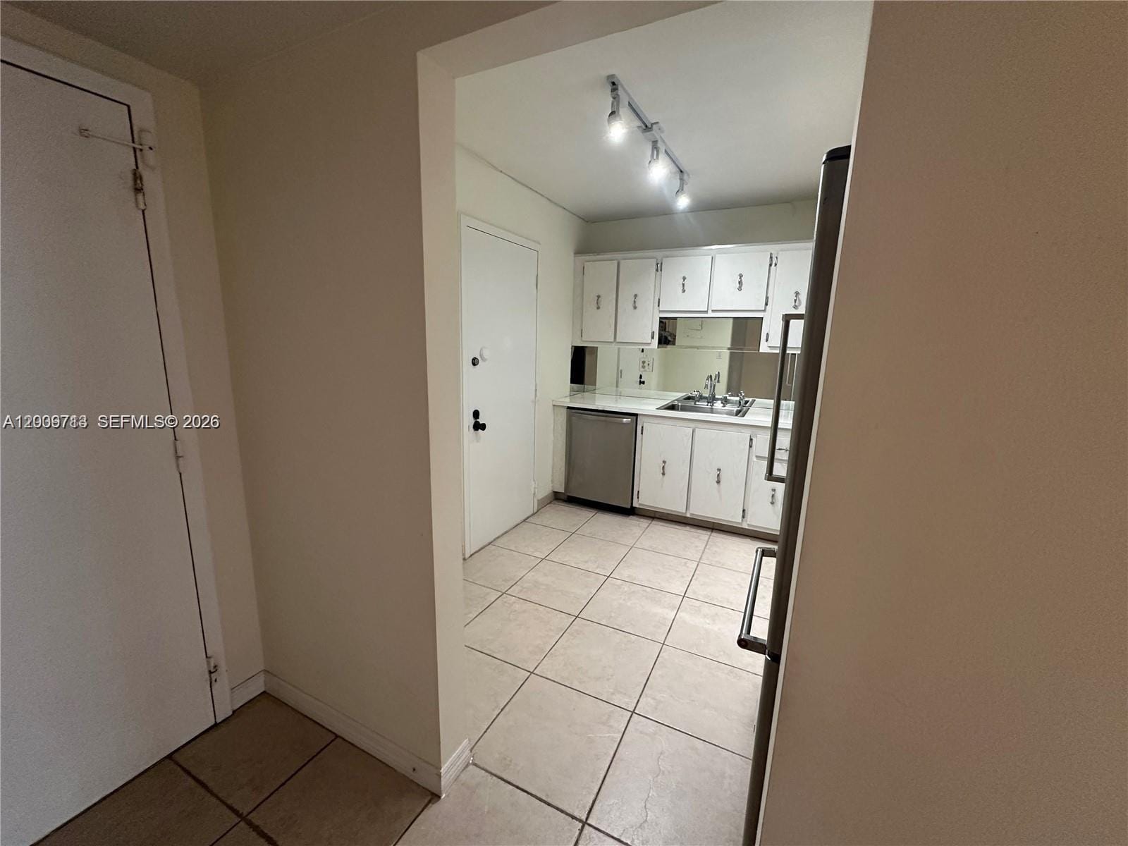 600 Three Islands Boulevard 1402, Hallandale Beach, FL 33009 photo 19