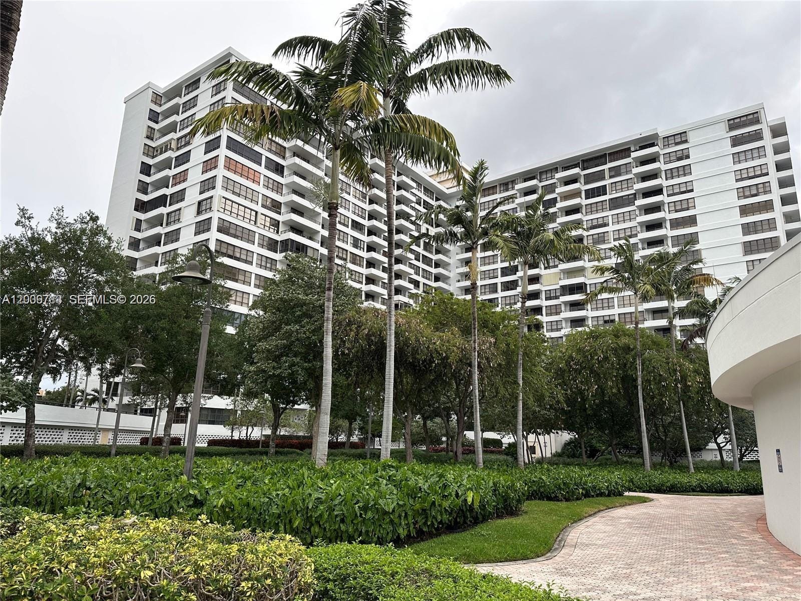 600 Three Islands Boulevard 1402, Hallandale Beach, FL 33009 photo 3