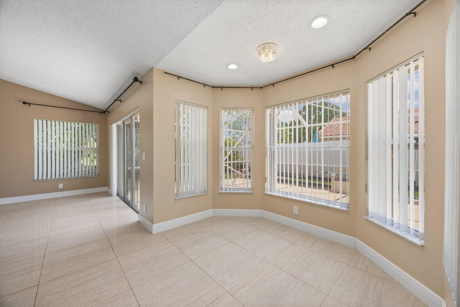 4720 NW 7th Street, Deerfield Beach, FL 33442 photo 19