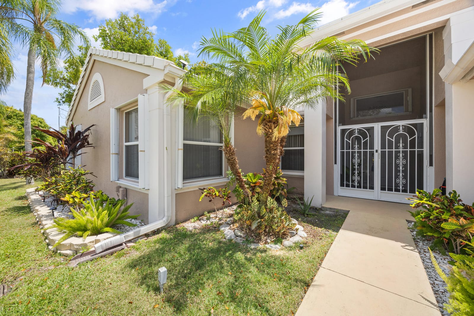 4720 NW 7th Street, Deerfield Beach, FL 33442 photo 3