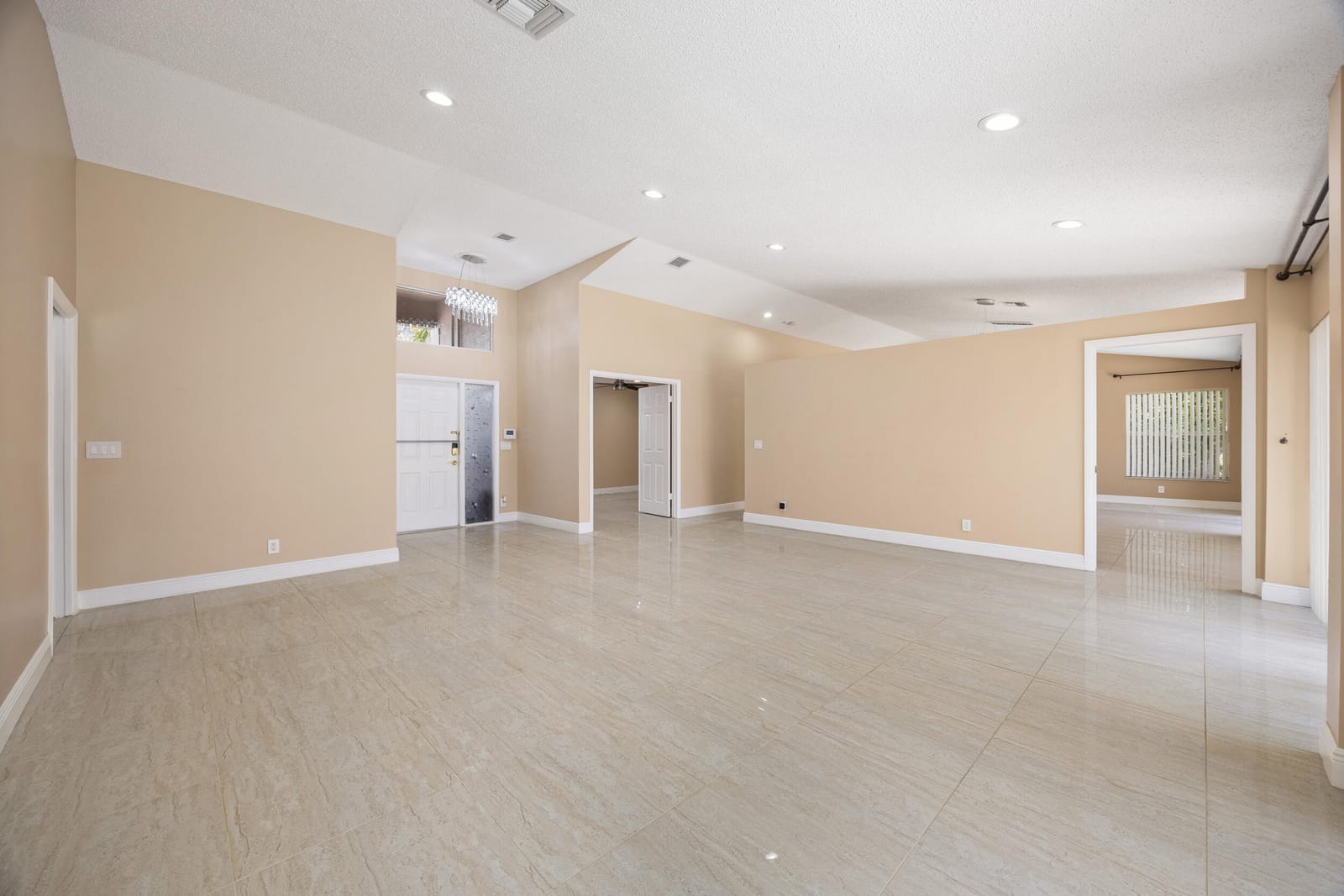 4720 NW 7th Street, Deerfield Beach, FL 33442 photo 8