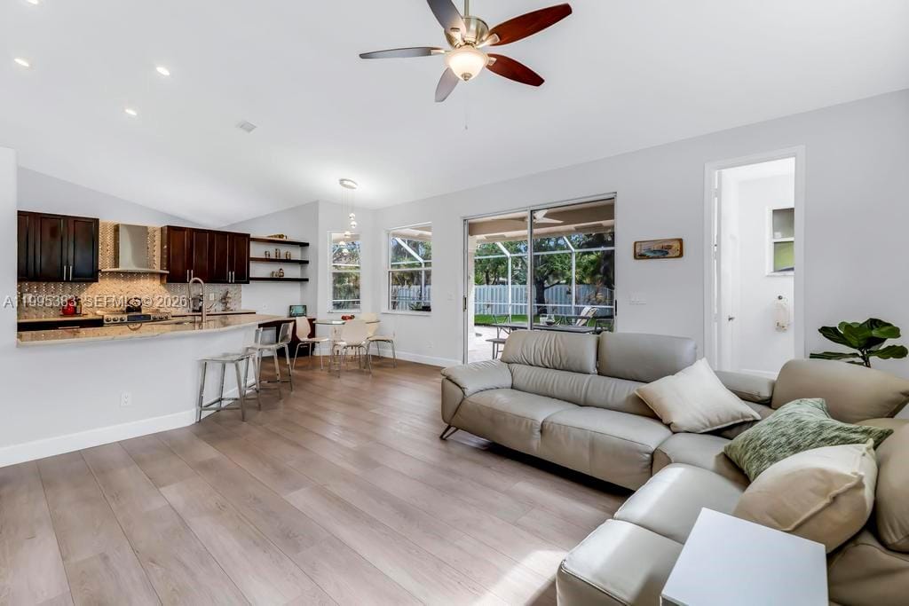 17921 NW 10th Street, Pembroke Pines, FL 33029 photo 11