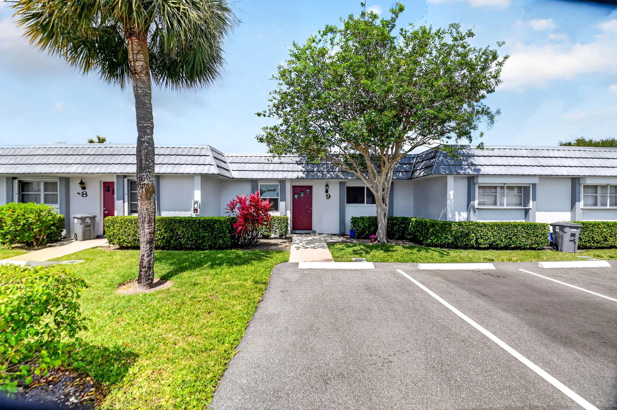 2886 E Fernley Dr Drive E 9, West Palm Beach, FL 33415, West Palm Beach