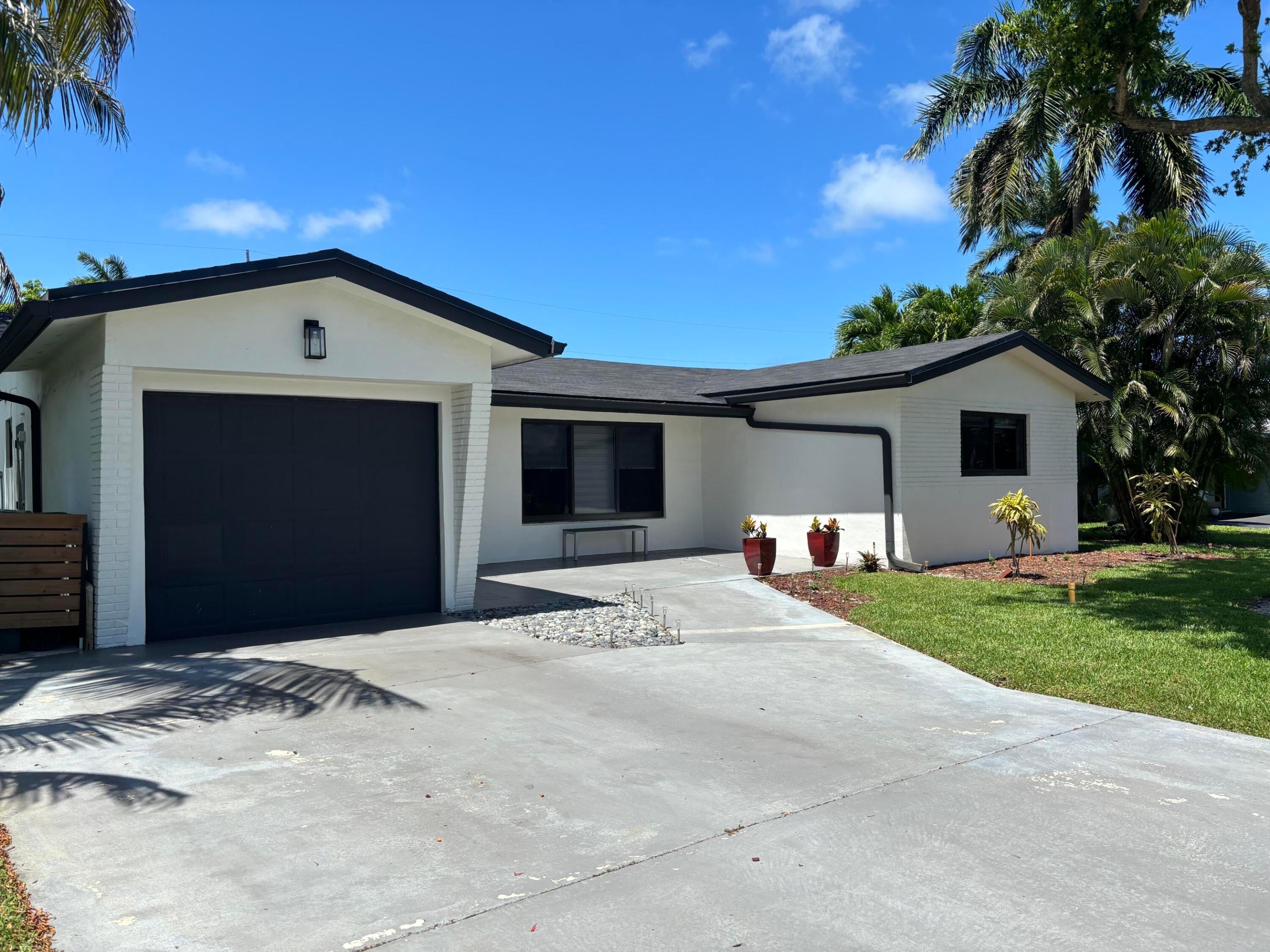 1411 NE 41st Street, Oakland Park, FL 33334, Oakland Park