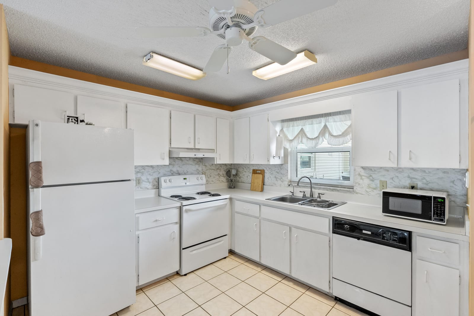 6531 SE Federal Highway M112 — photo 7