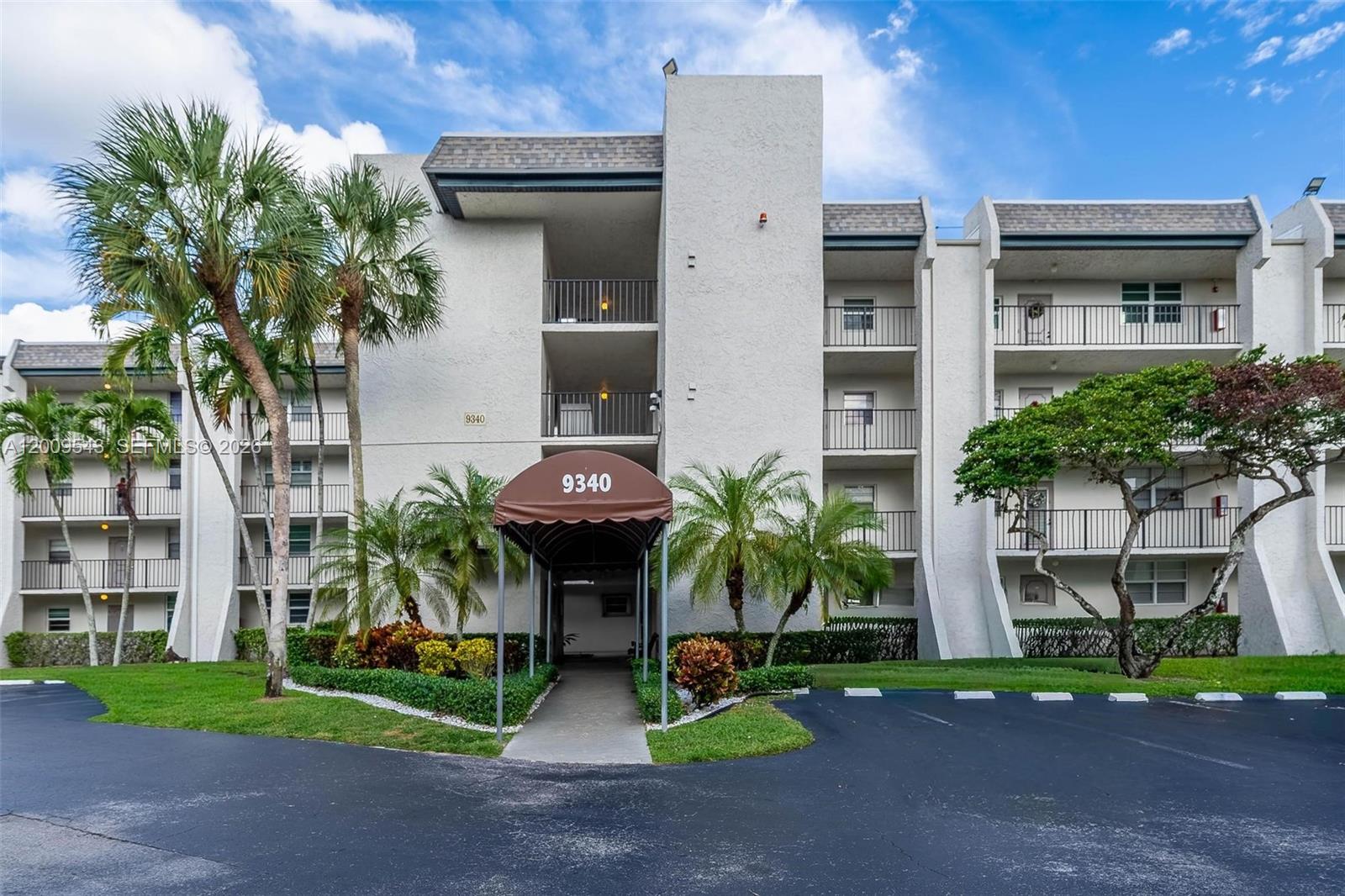 9340 Lagoon Place 110, Davie, FL 33324, Davie