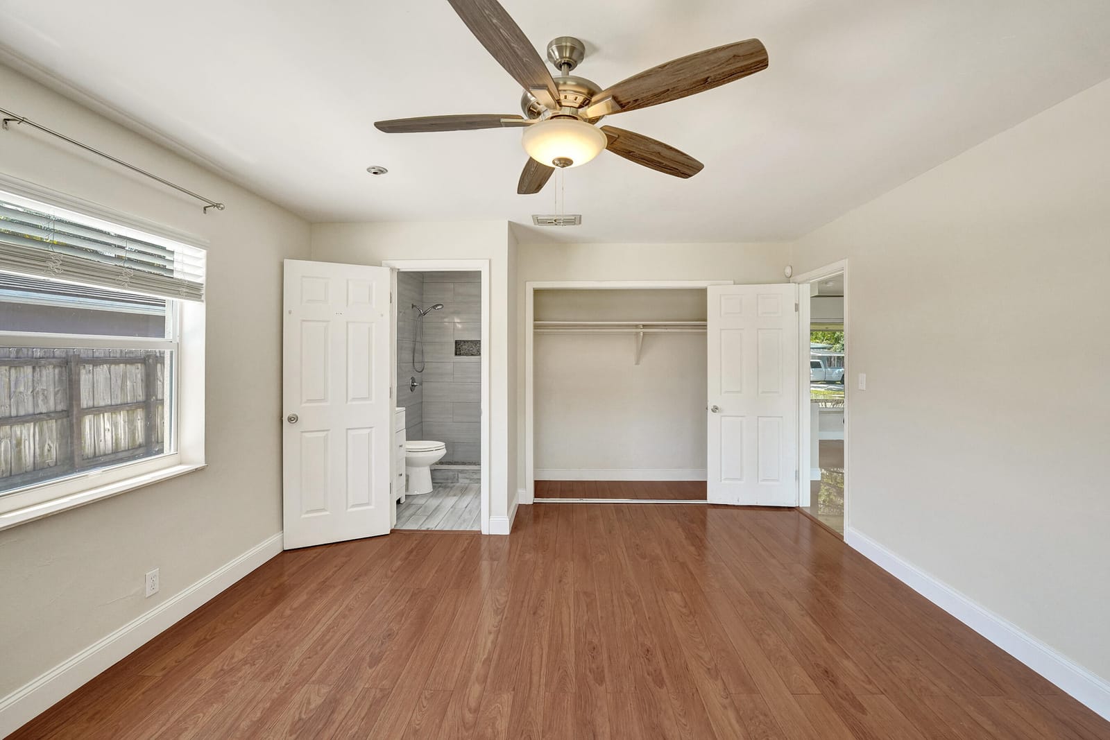 309 N 31st Court, Hollywood, FL 33021 photo 12