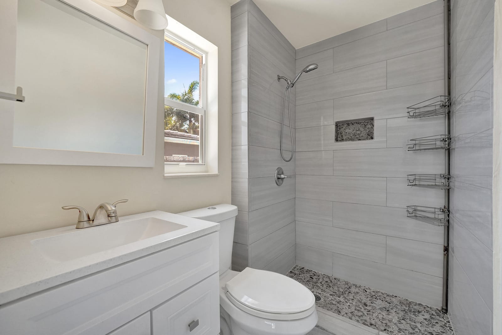 309 N 31st Court, Hollywood, FL 33021 photo 13