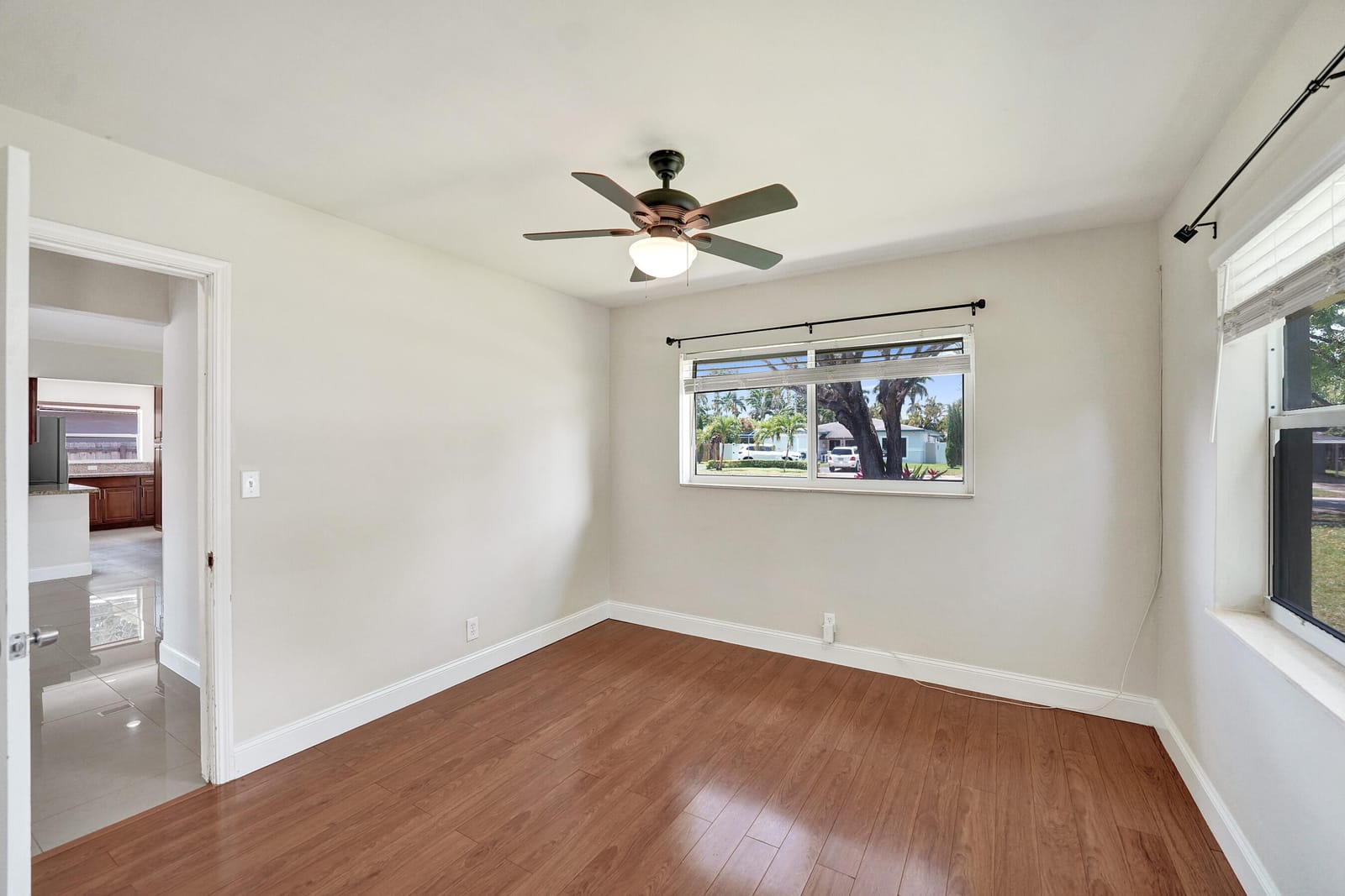309 N 31st Court, Hollywood, FL 33021 photo 14