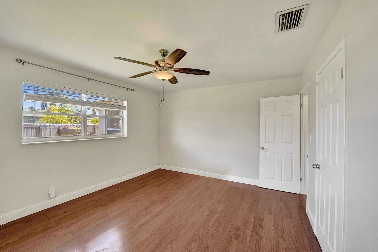 309 N 31st Court, Hollywood, FL 33021 photo 16