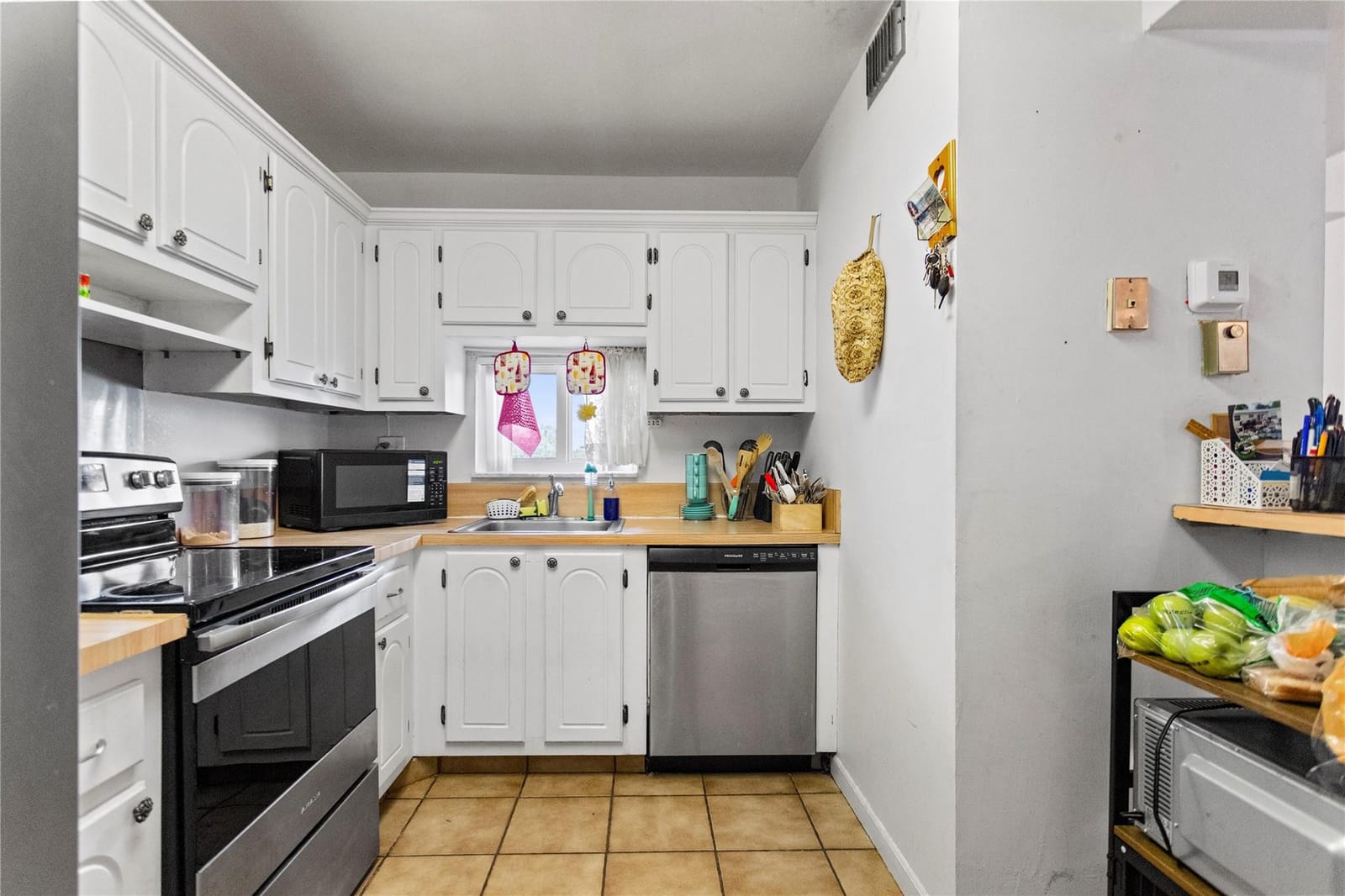 8990 S Hollybrook Boulevard Unit 305, Pembroke Pines, FL 33025 photo 14