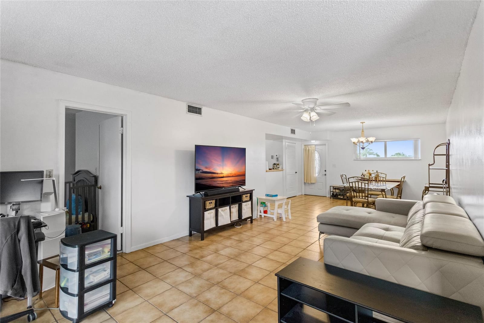 8990 S Hollybrook Boulevard Unit 305, Pembroke Pines, FL 33025 photo 21