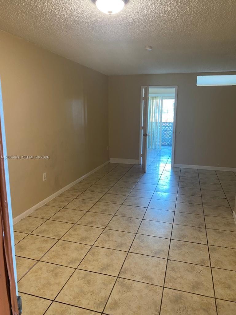 3710 NW 21st Street 305 — photo 2