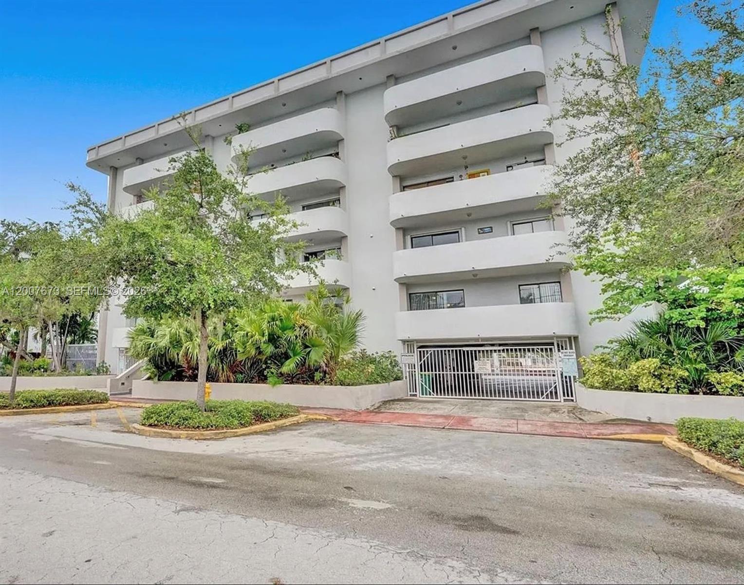 110 S Shore Drive 5B, Miami Beach, FL 33141, Miami Beach