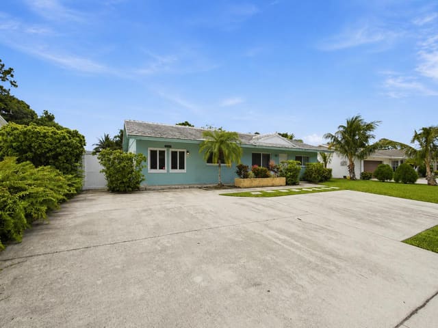2788 Lake Ida Road, sold in Delray Shores, Delray Beach, FL