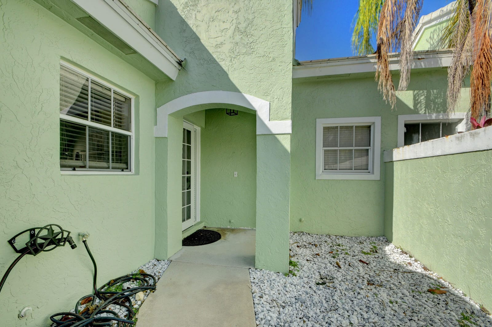 2519 Country Golf Drive, Wellington, FL 33414 photo 2
