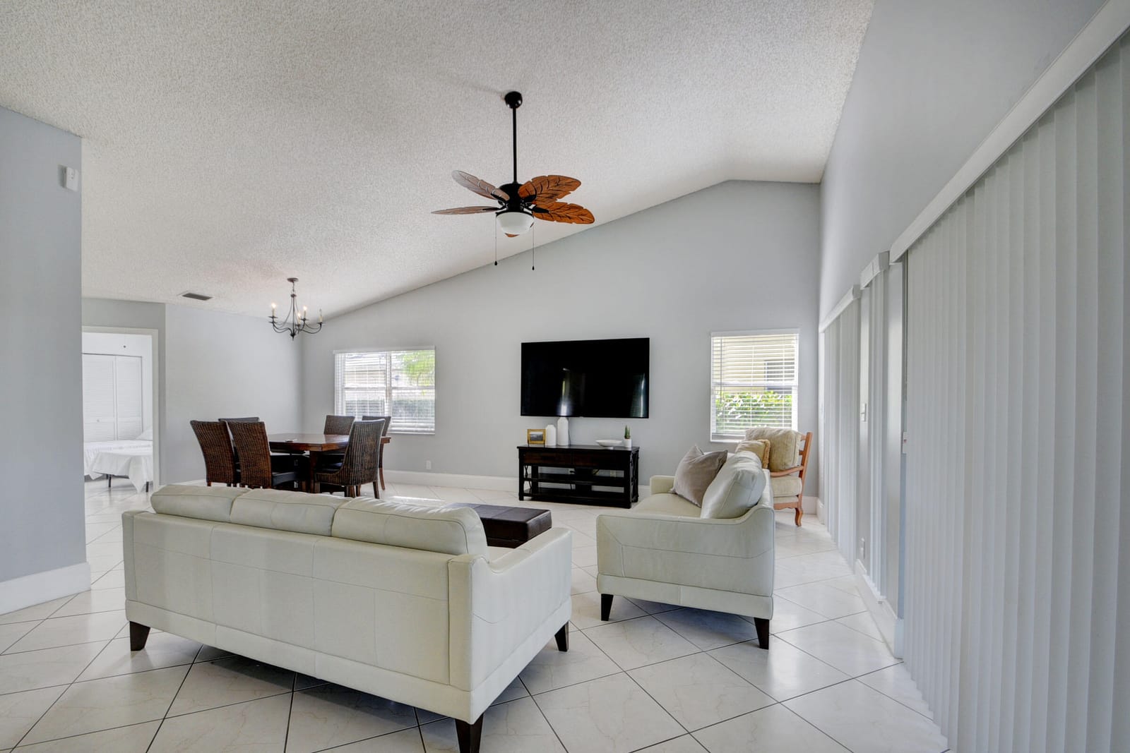 2519 Country Golf Drive, Wellington, FL 33414 photo 5