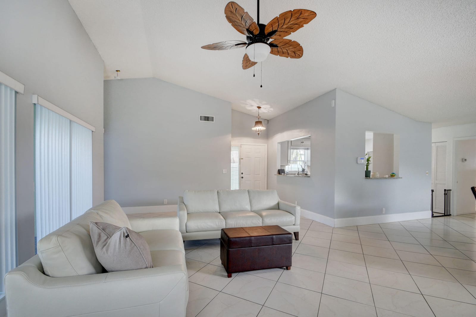 2519 Country Golf Drive, Wellington, FL 33414 photo 6