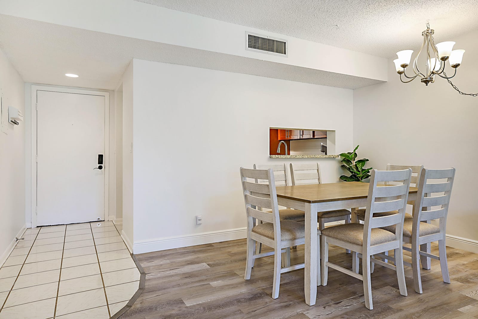 5160 Las Verdes Circle 117, Delray Beach, FL 33484 photo 6