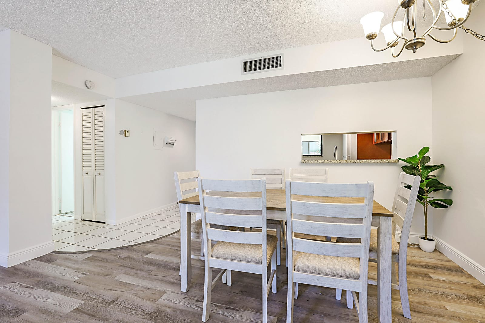 5160 Las Verdes Circle 117, Delray Beach, FL 33484 photo 7