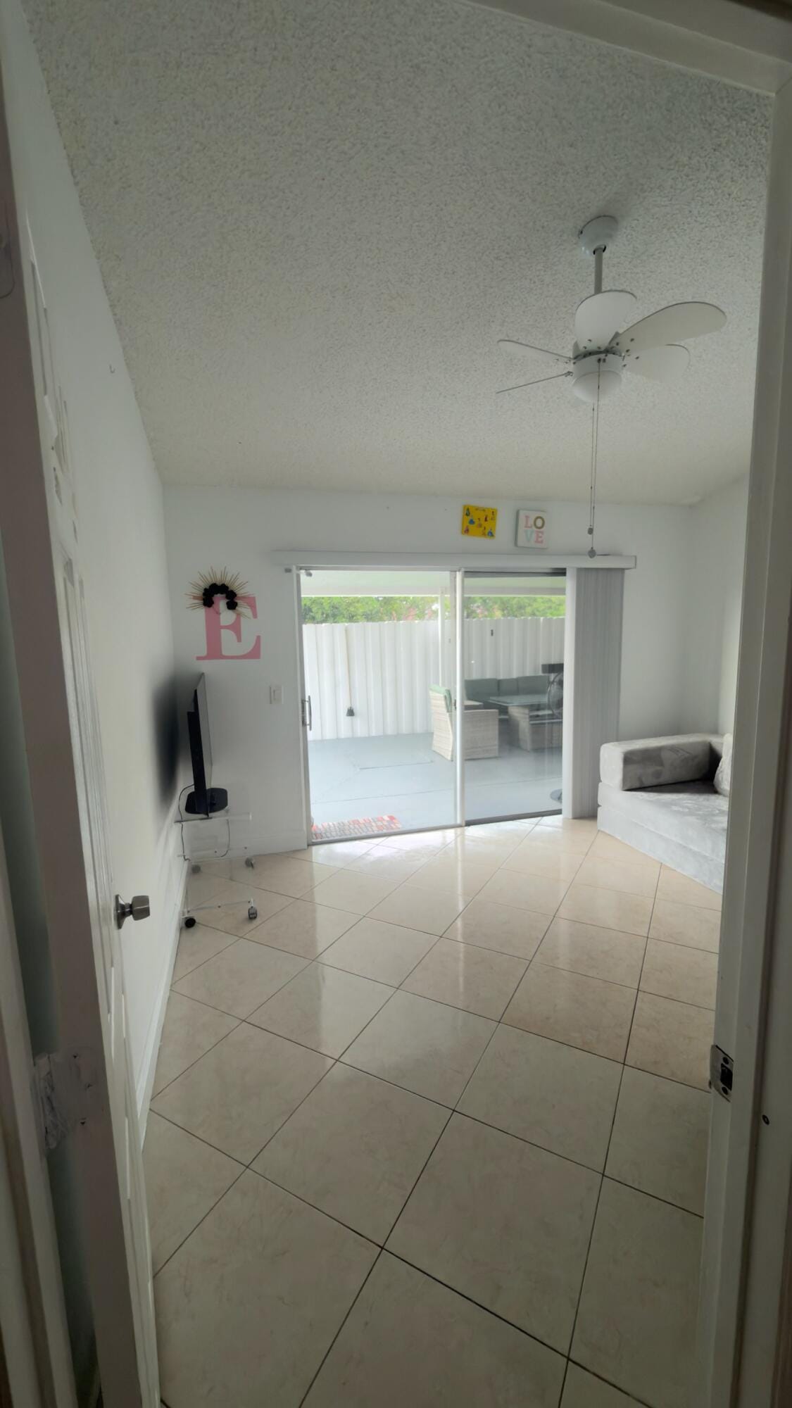 1570 Royal Forest Court, West Palm Beach, FL 33406 photo 18