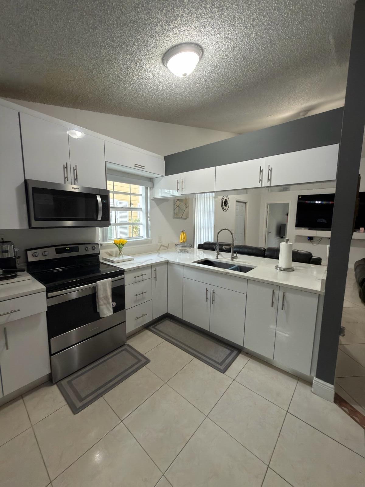 1570 Royal Forest Court, West Palm Beach, FL 33406 photo 7
