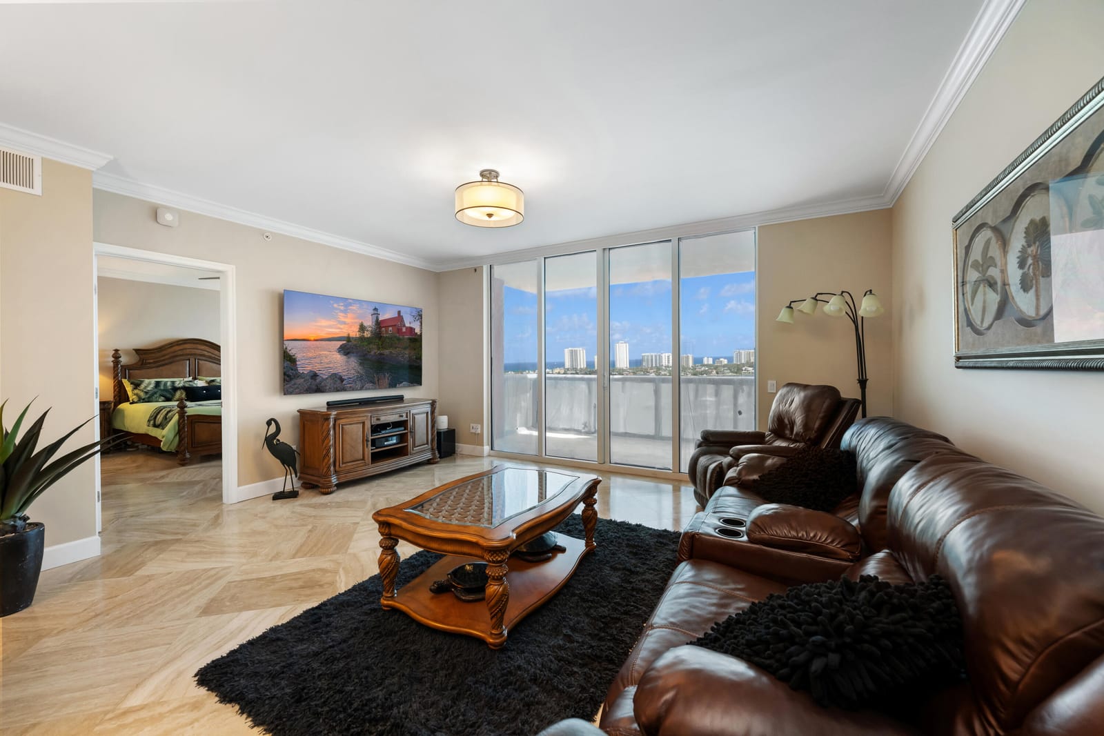 2640 Lake Shore Drive 1811 — photo 7