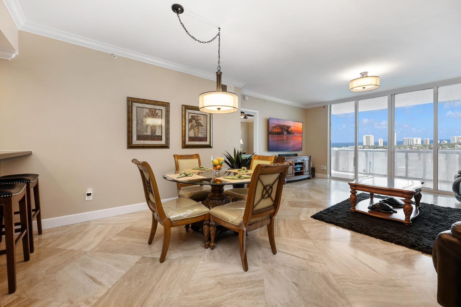 2640 Lake Shore Drive 1811 — photo 8