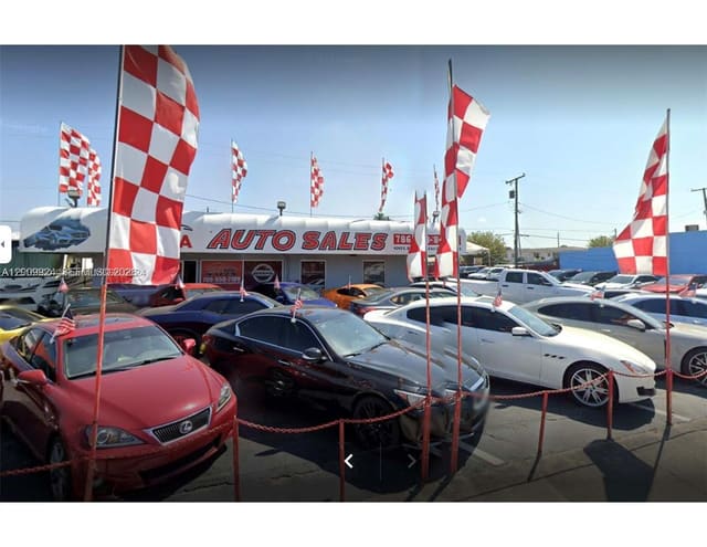 4245 E 8th Avenue, Hialeah, FL 33013
