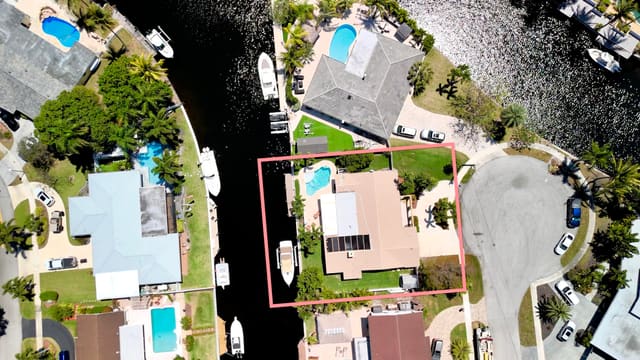 1920 SW 58th Avenue, sold in Cove Homesites, Plantation, FL