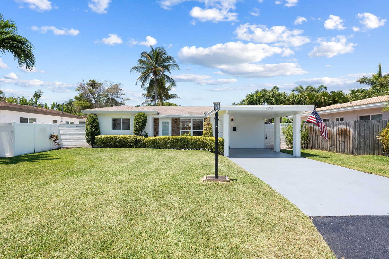 4751 NE 2nd Avenue, Oakland Park, FL 33334 photo 1