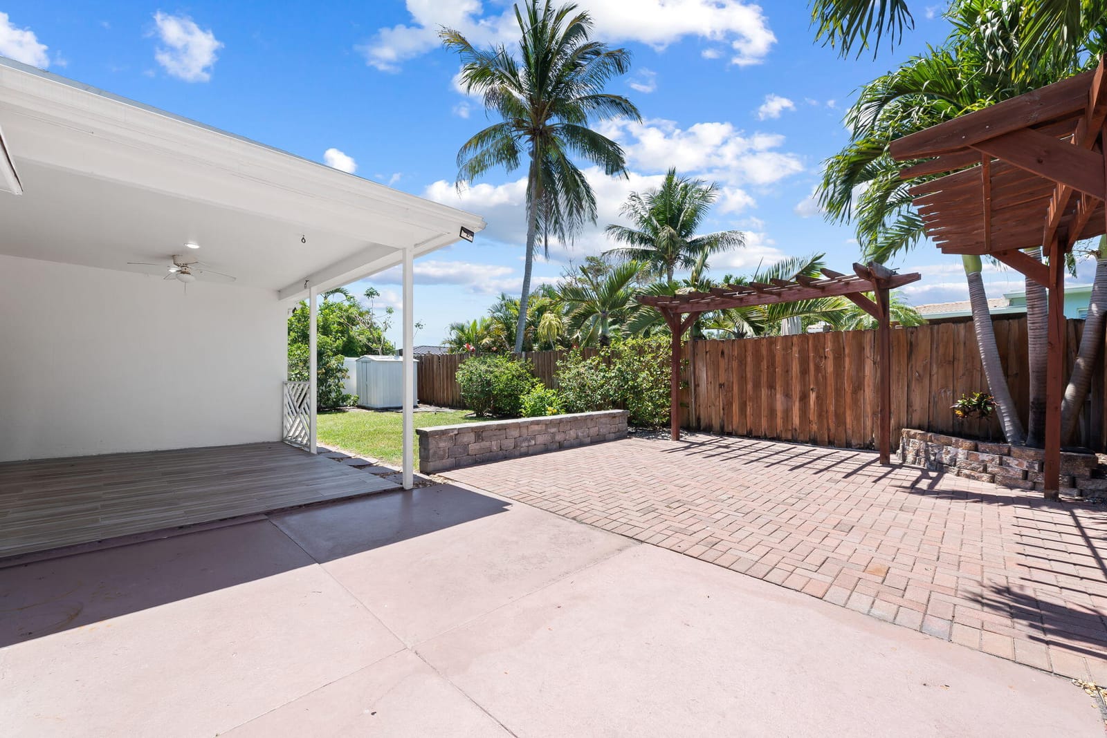 4751 NE 2nd Avenue, Oakland Park, FL 33334 photo 20