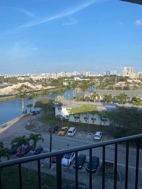 16450 Miami Drive 704, North Miami Beach, FL 33162, North Miami Beach