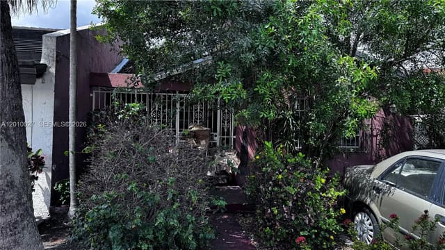 30 SW 116th Avenue, Sweetwater, FL 33174