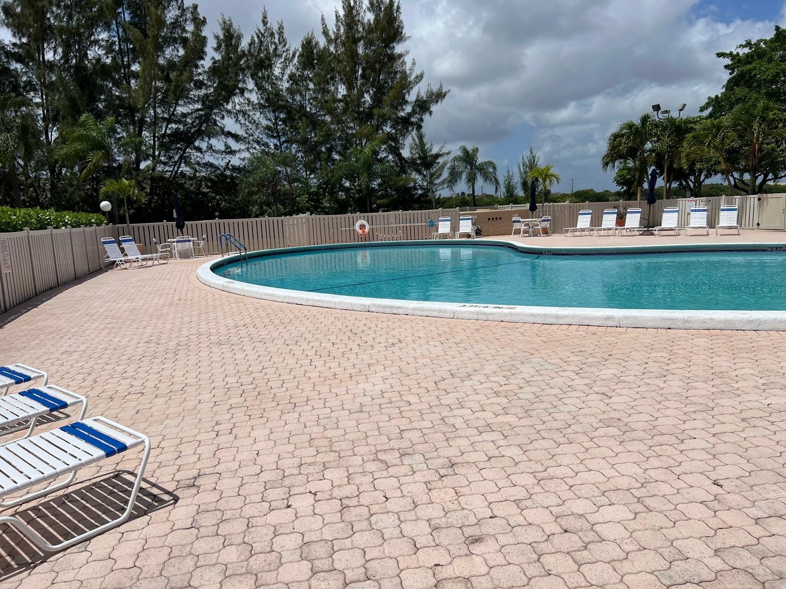 4570 NW 18th Avenue 606, Deerfield Beach, FL 33064 photo 2