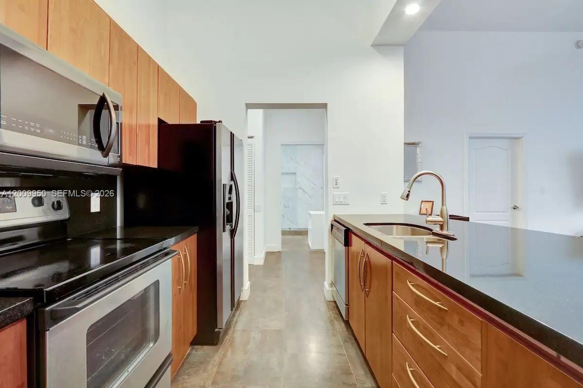 1200 Brickell Bay Drive 1404 — photo 2