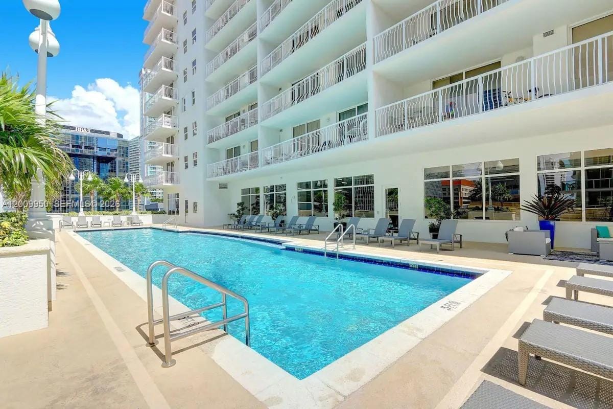 1200 Brickell Bay Drive 1404 — photo 5