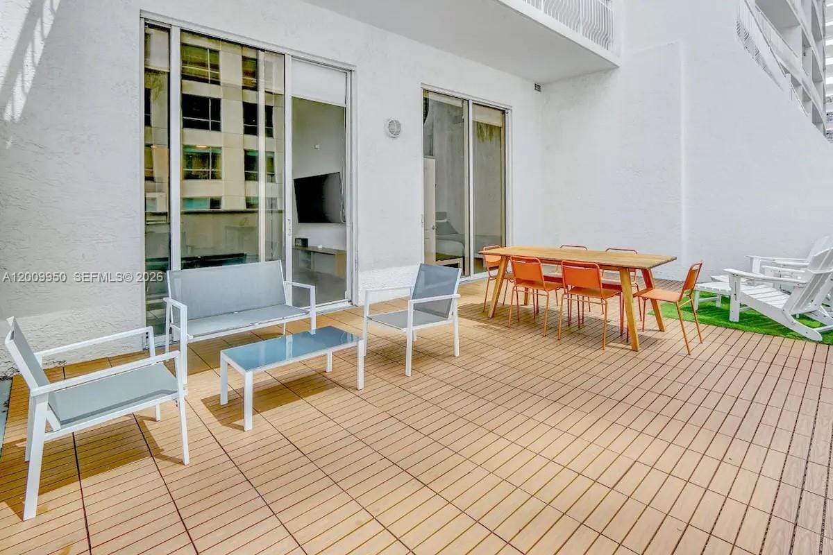 1200 Brickell Bay Drive 1404 — photo 9