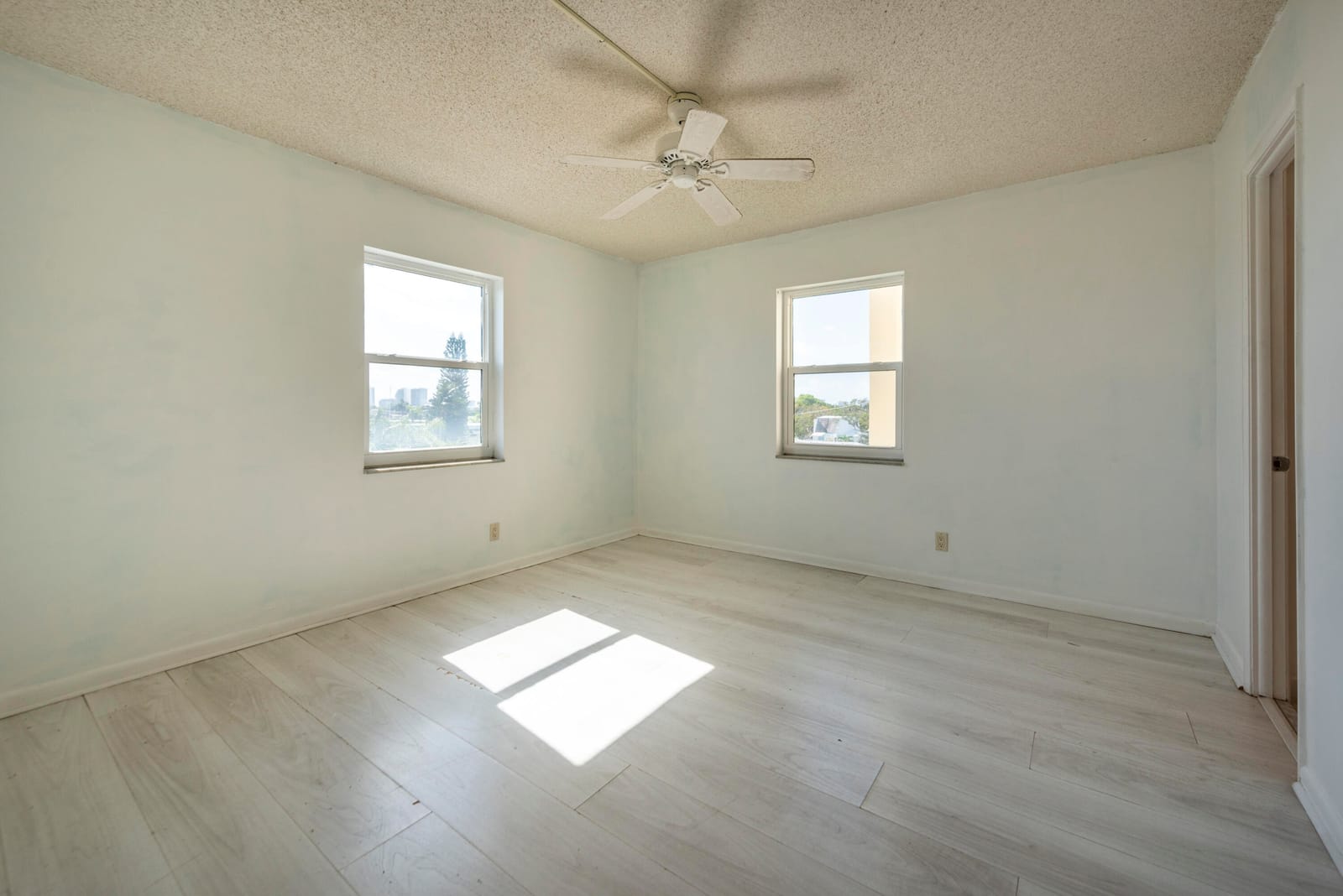 900 NE 18th Avenue 408 — photo 11