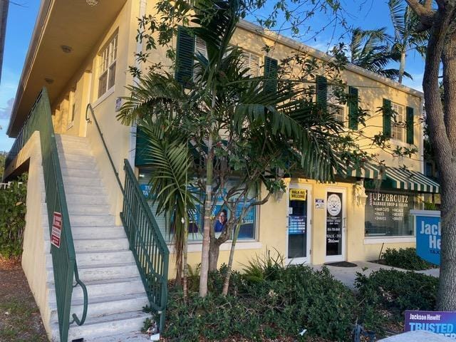 135 NW 5th Avenue 3 — photo 2