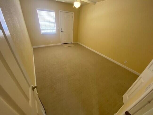 135 NW 5th Avenue 3 — photo 4