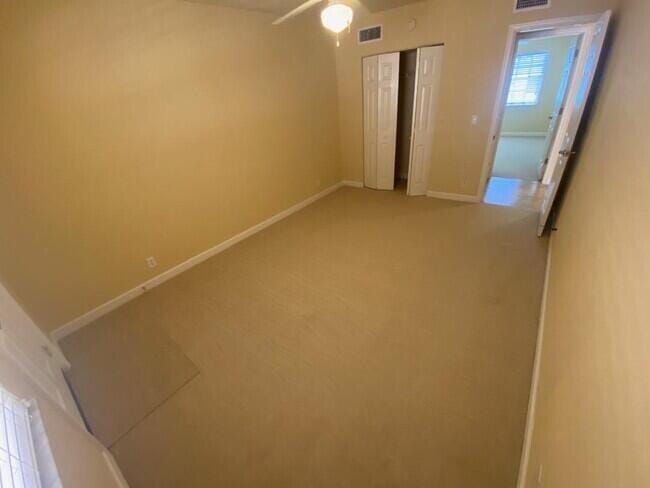 135 NW 5th Avenue 3 — photo 5