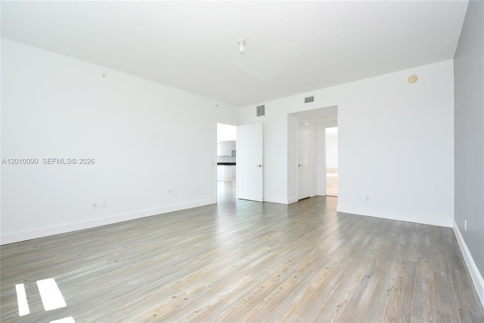 14951 Royal Oaks Lane 1609 — photo 11