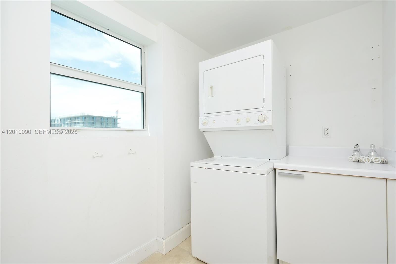14951 Royal Oaks Lane 1609, North Miami, FL 33181 photo 15