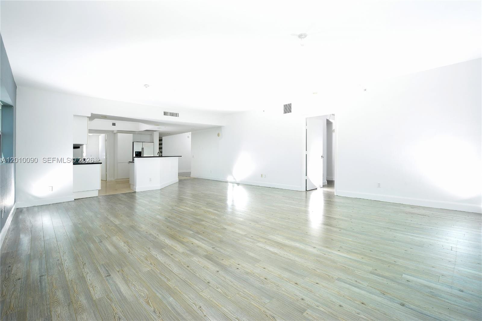 14951 Royal Oaks Lane 1609 — photo 3