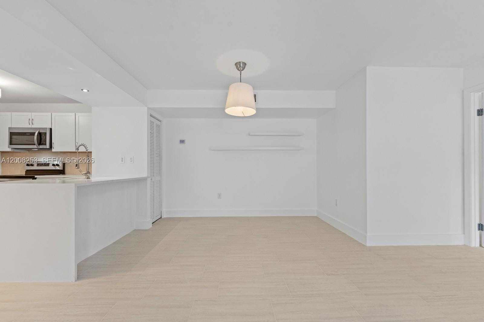903 NE 199th Street 104, Miami, FL 33179 photo 16
