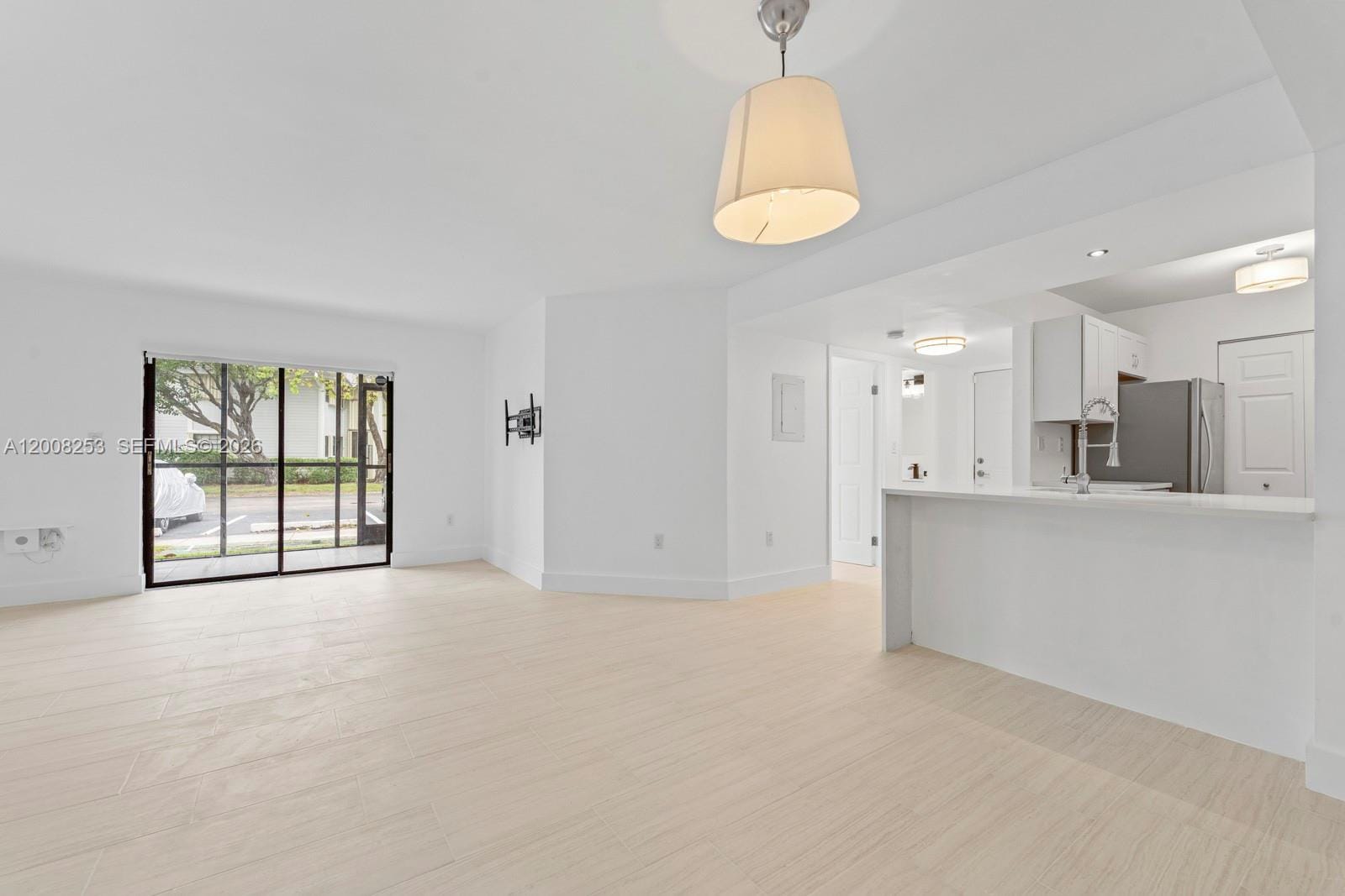 903 NE 199th Street 104, Miami, FL 33179 photo 17