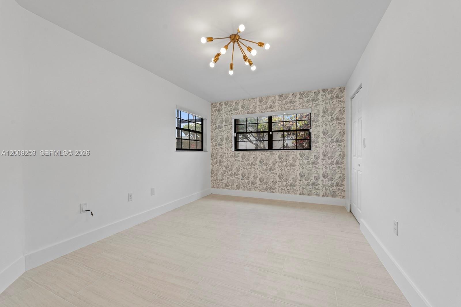 903 NE 199th Street 104, Miami, FL 33179 photo 25