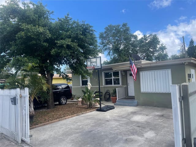2144 NW 85th Street, Miami, FL 33147